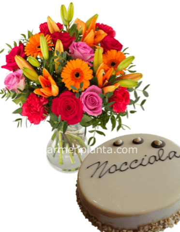 Bouquet di fiori misti di stagione con torta alla nocciola